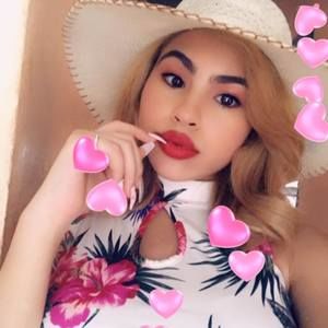 Meet your Posher, Vanessa